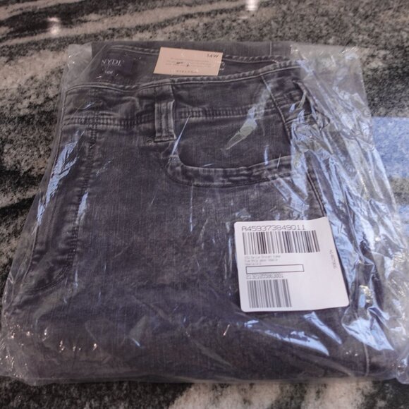 NWT NYDJ Marilyn Straight Higher Rise Ankle Jeans Sz 14W Nobelle Denim Slim Fit - Picture 10 of 11